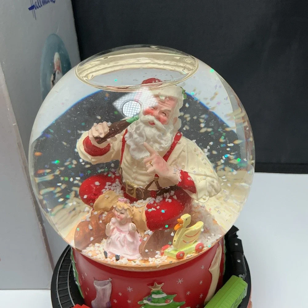 2001 Hallmark Coca-Cola Santa Musical Snow Globe Moving Train w/ Box Works Vtg
